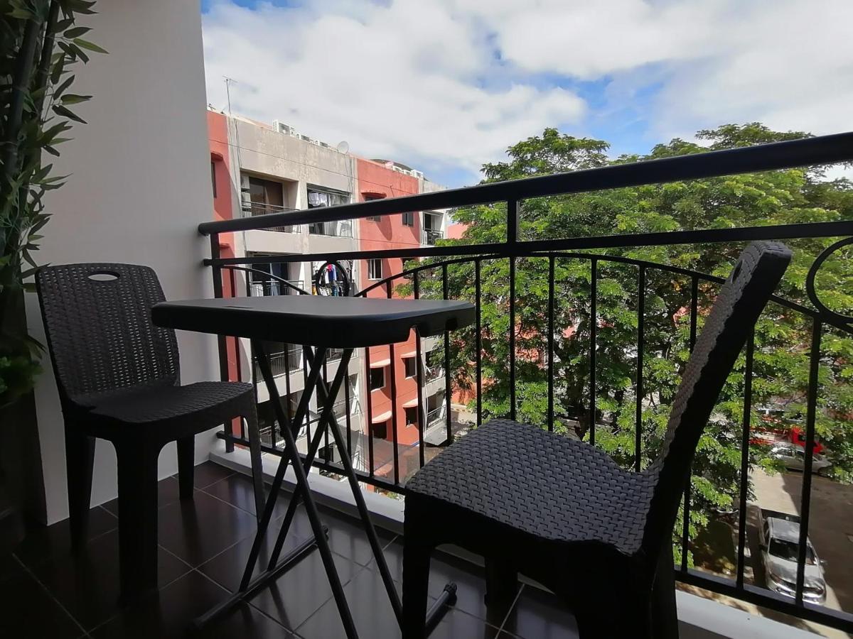 Condo Azur Suites E507 Near Airport, Netflix, Stylish, Cozy With Swimming Pool Lapu-Lapu City Eksteriør billede